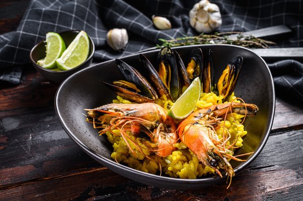 What's the Key to a Flavorful and Authentic Gourmet Paella?